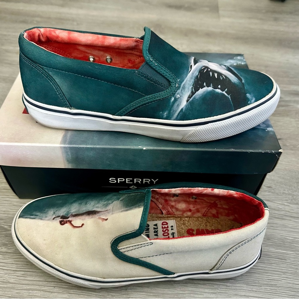 Sperry X Jaws 40th Anniversary Shark Attack Slip On - Picture 3 of 11
